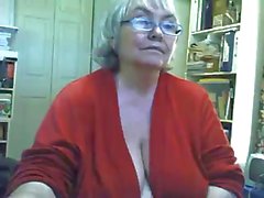 Gordura flácida avó retira e se masturba na webcam