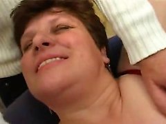 Brunette short hair big girl matur Sharee from 1fuckdatecom