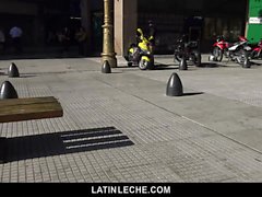 LatinLeche - Gut aussehend Punker Sucks Eines ungeschnitten Schwanz für Post