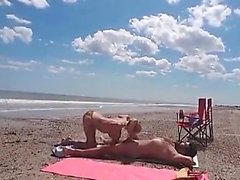 first_time_cuckolding_on_public_beach