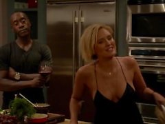 Nicky Whelan çıplak - Yalanlar Evi s05e01