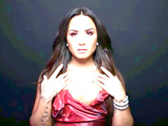 Gros seins, demi lovato