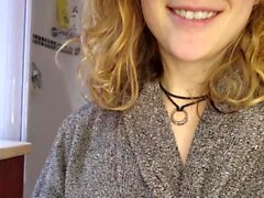 Curly Blonde Teen Records Solo Dildon itsetyydytys enemmän