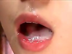 Cum Göre Japonya Güzeli Swallowing Loads