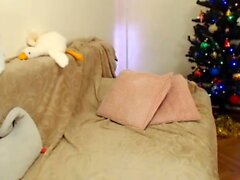 Amateurantyhouse Webcam Teen Strips und streichelt ihre Vagina