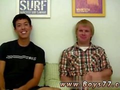 Fil horoz eşcinsel porno filmleri Austin, Erick'in saçlarını nasıl çalıştıracağını bilir