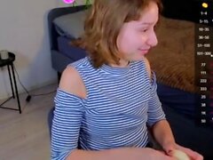 Hot Amateur Webcam Teen se masturba para seus fãs