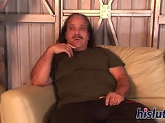 Paseos de pelo corto Ron Jeremy fat schlong