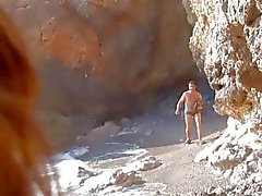 Esmer Caveman'dan kadar Banged alın