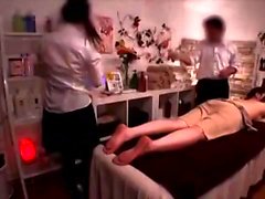 Japanische Vierhand Teen Massage