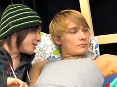 Young twinks Christopher Robin and Miles Pride anal breeds