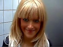 Blowjob of a beautifull blonde