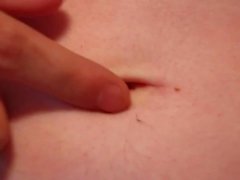 Tubby belly button (youtube archive channel: BigBellyBangBang)