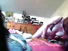 cámara fotográfica del espía demuestra Annouk MILF jugueteando de su coño