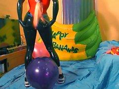 Latex kigurumi popping latex balloon