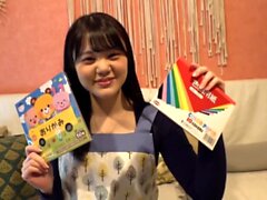 Amateur asiatische Frau tut es in POV