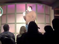 Nullità grasso succhia cazzo ( a stand up comedy )