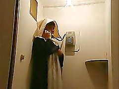 Sor Ubalda 2 - freira italiana porno maid costume