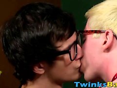 Twinks tekevät niiden Glee club homo kun se voi mahdollisesti olemaan