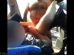 Tenga puto chico en el coche