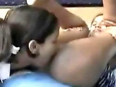 Sıcak Hint Lezbiyen Oral Seks