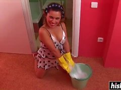 Sexy cleaning lady rode a dildo