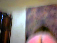 Mogna med stora bröstvårtor och hårig fitta på webcam