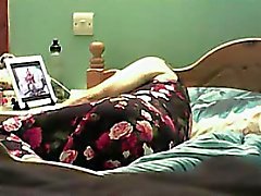 la masturbation d'une chambre MILF Milou le caméra espion